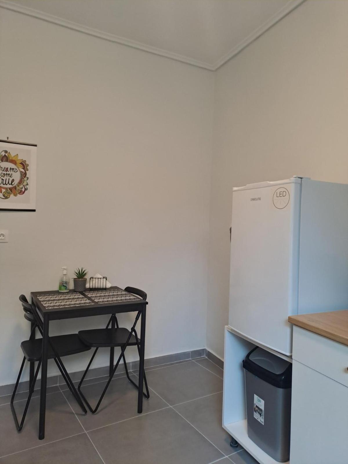 Lysandros Comfortable Apartments In Athens, Near The Metro Εξωτερικό φωτογραφία